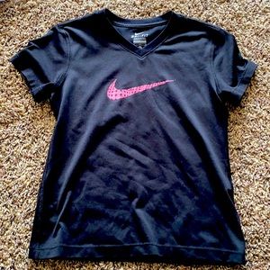 Girls Nike shirt